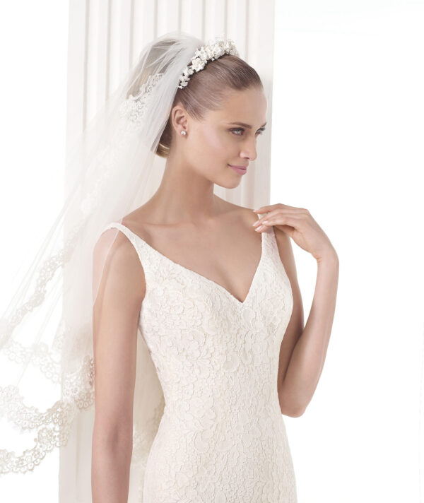 Maricel wedding dress by Pronovias close up front view