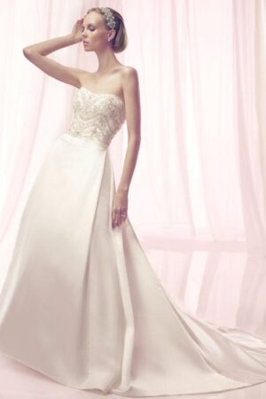 B093 wedding dress by Casablanca Couture front view