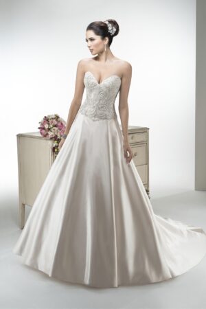 Front view of Felicity wedding dress by Maggie Sottero