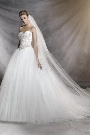 Odelia wedding dress by Pronovias