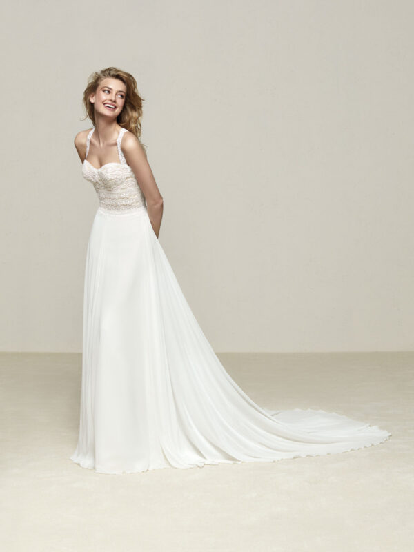 Front view of Drenube wedding dress by Pronovias