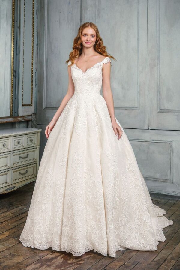 99005 wedding dress by Justin Alexander front view