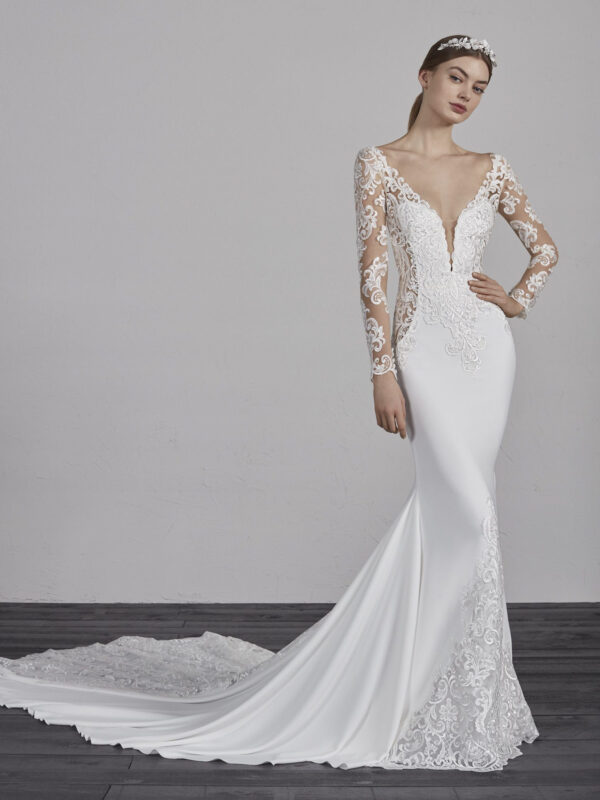 Enelsa wedding dress by Pronovias