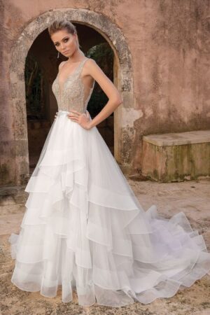 88059 wedding dress by Justin Alexander