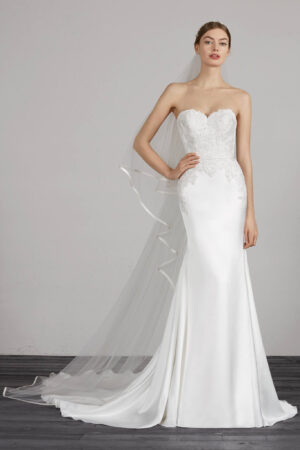 Marey wedding dress by Pronovias