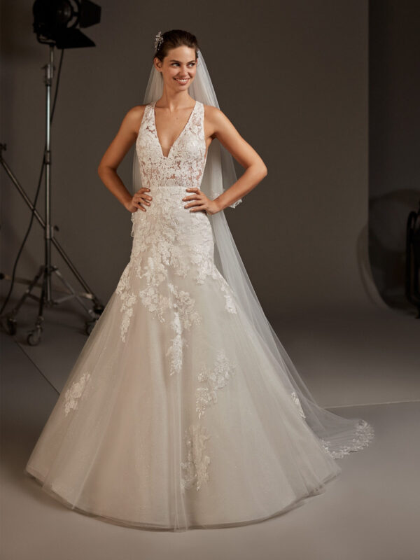 Fay Wedding dress by Pronovias Bridal