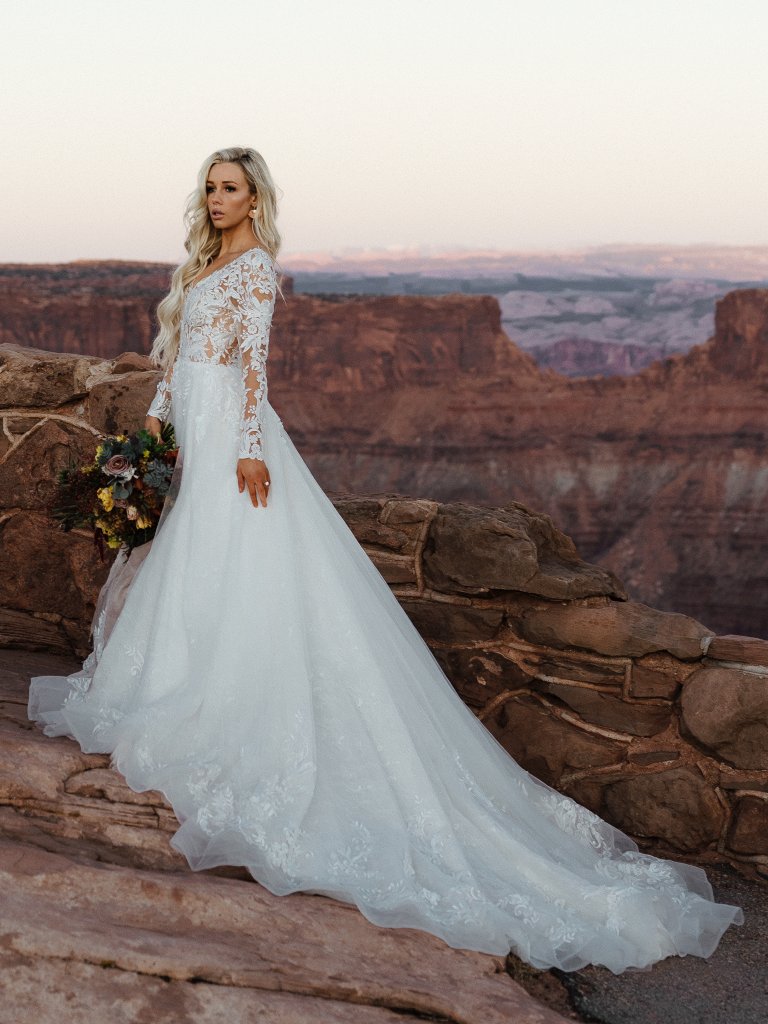 Maggie sottero hotsell zander in ivory