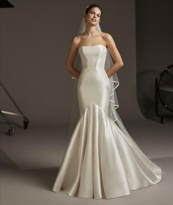 Oberon wedding dress by Pronovias Bridal