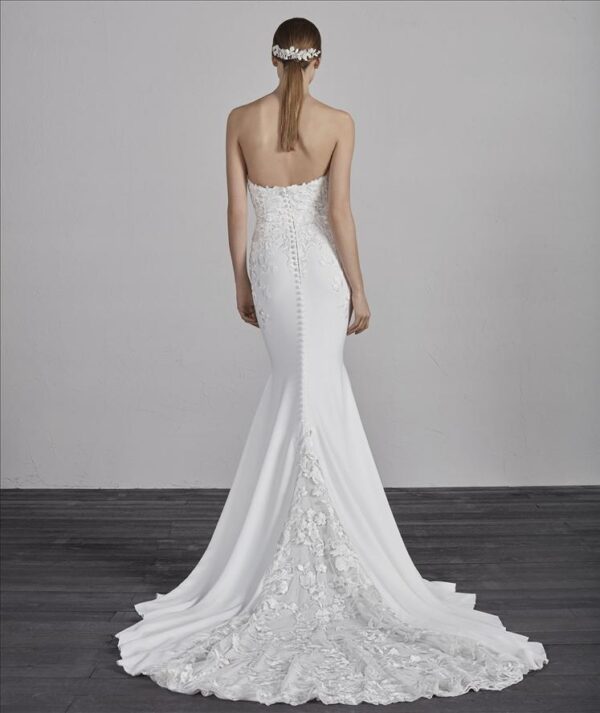 Epico wedding dress by Pronovias Bridal back view