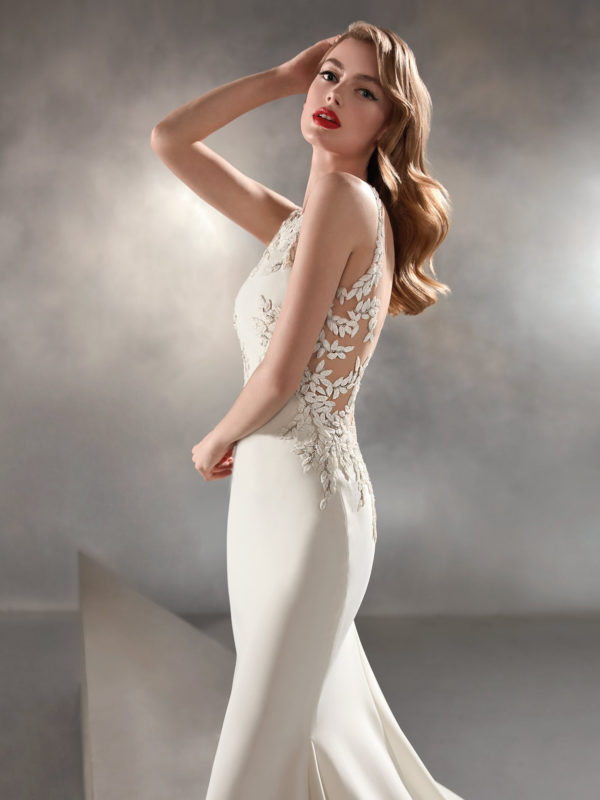 Hosta wedding dress by Pronovias Bridal side view