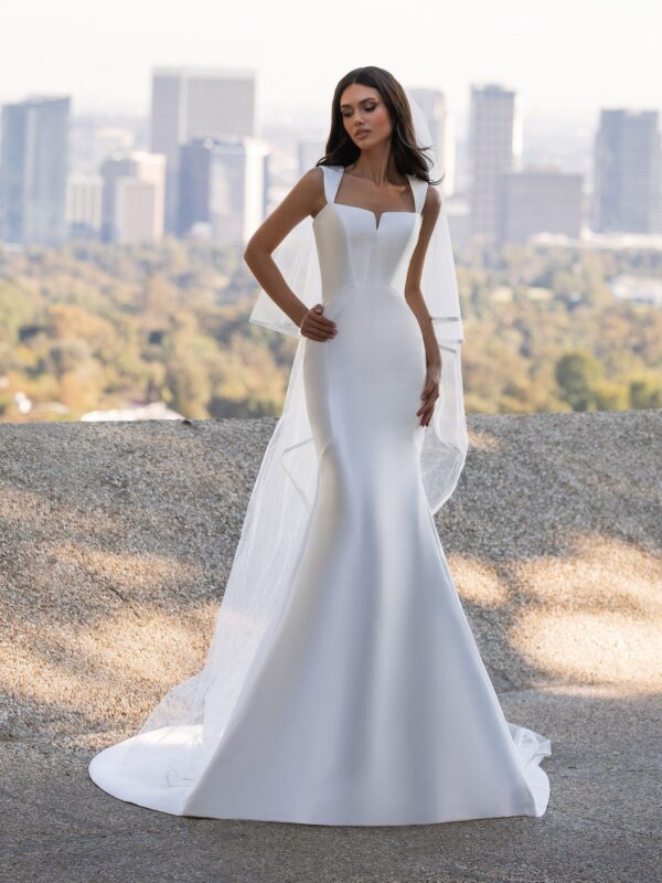 Hutton by Pronovias front view