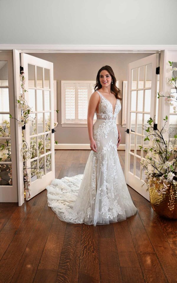 D3300 by Essense of Australia wedding dress alt view