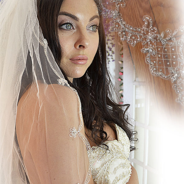 E1200L Ansonia Bridal Veils ⋆ Precious Memories Bridal Shop