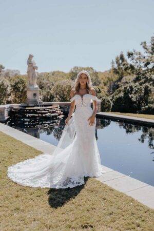D3639 FRONT wedding dress by essense of australia