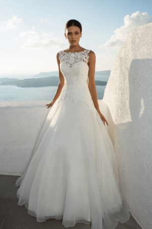 88020 justin alexander wedding dress on sale full view