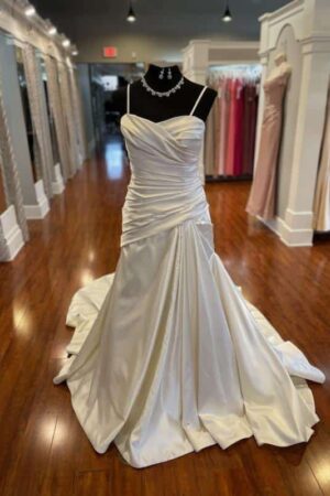 Enzoani Wedding Dress Front