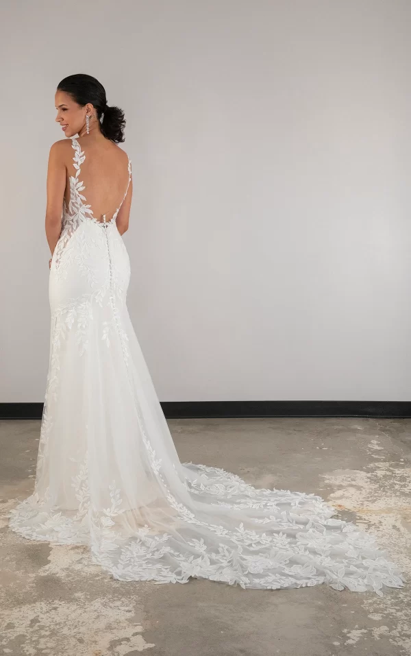 picture of wedding dress D4037 open back