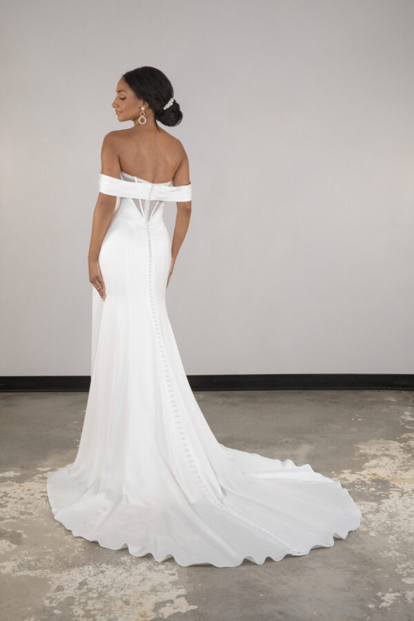 picture of D4093 wedding dress by essense of australia