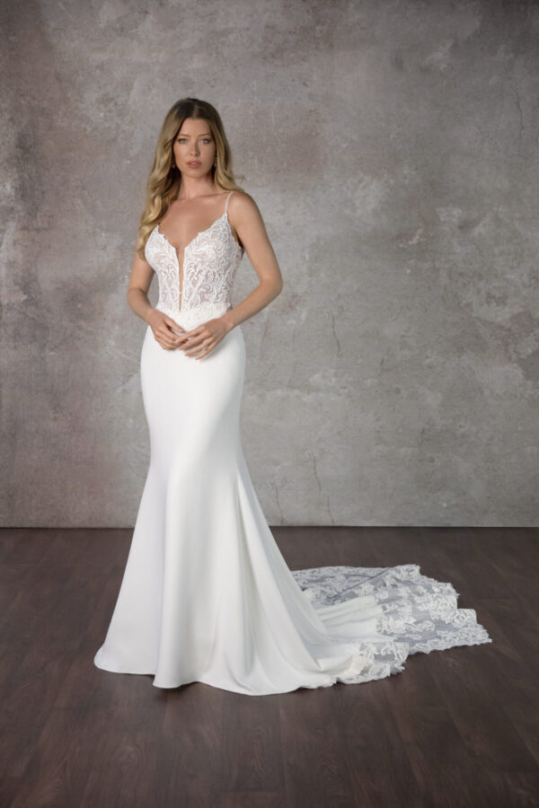 Picture of D4181 by Essense of Australia column wedding dress